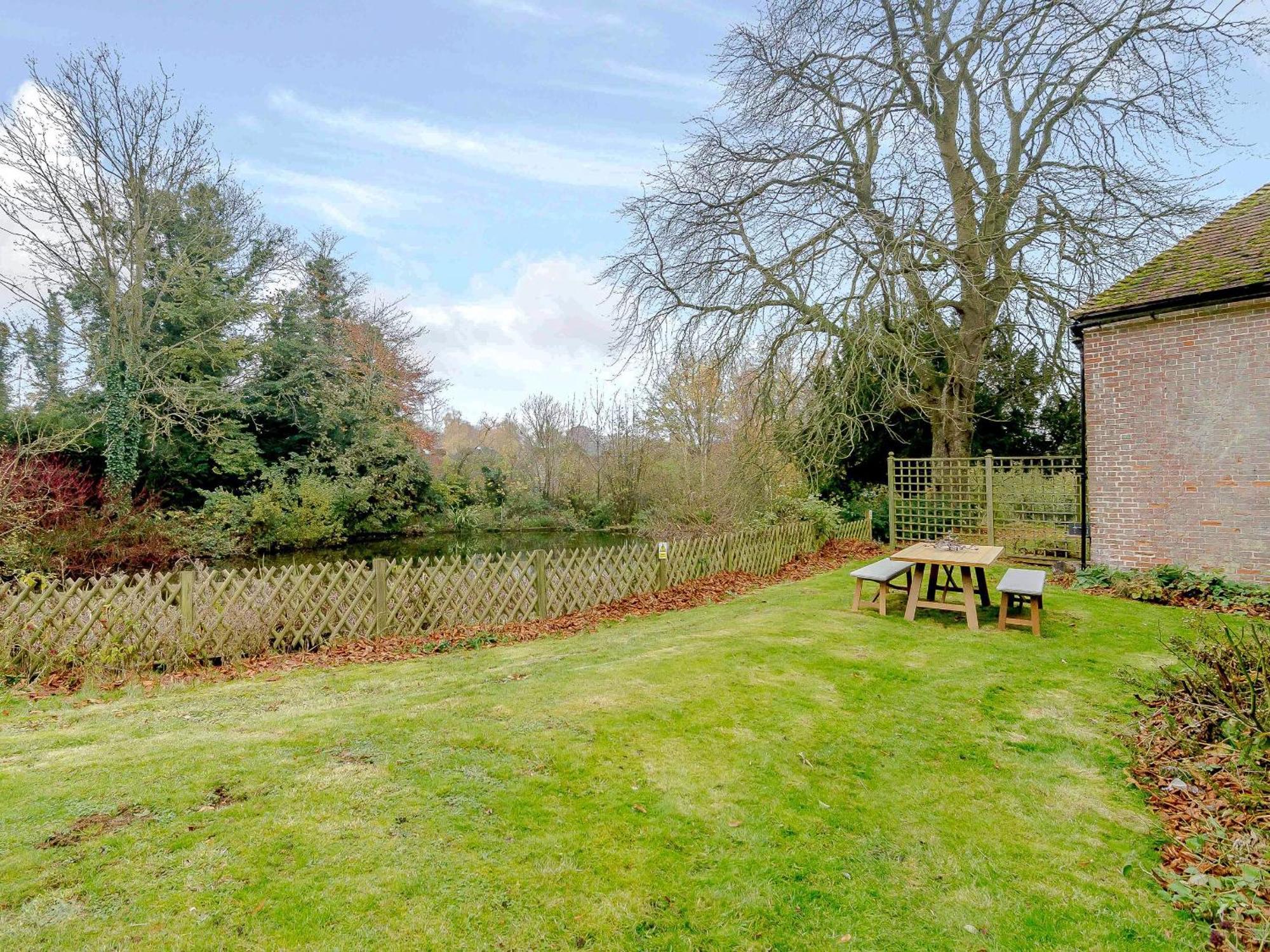 Moorhen Cottage Hollingbourne ภายนอก รูปภาพ